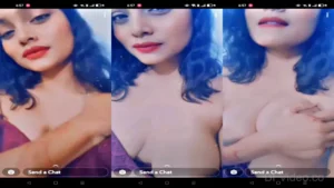 GF Showing Big Boobs And Teasing By Hiding Nipple