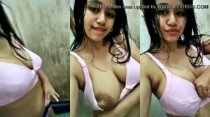 High-Class College Teen Girl Boob Show Video