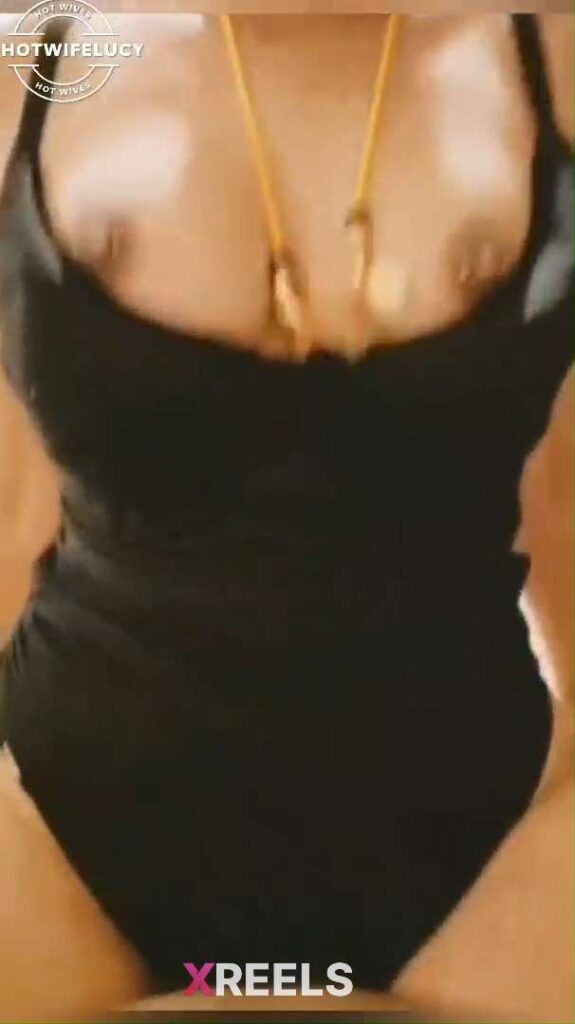 Thumbnail No 4 from Big Booby Blindfolded Babe Riding.