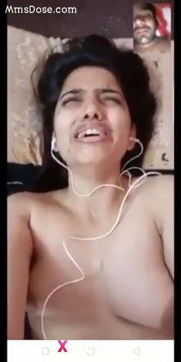 Famous Lund Fame Shayari Girl Viral Video