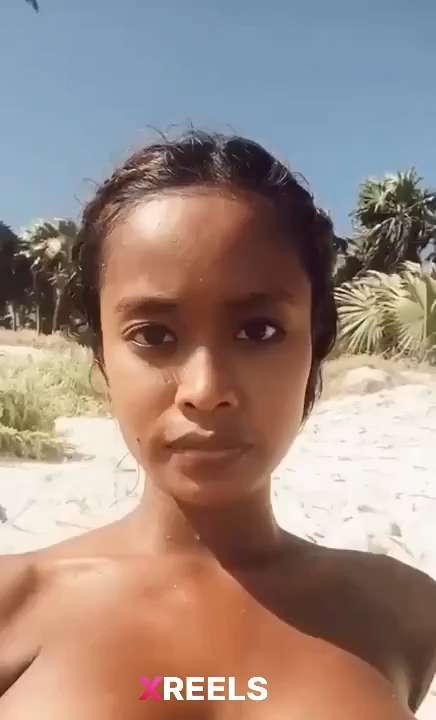 Model Showing Her Body At The Beach