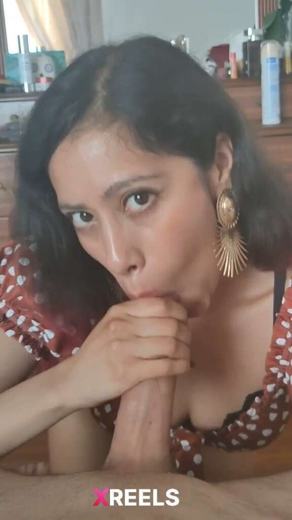 Thumbnail No 5 from NRI Desi Wife Sucking Her Lover And Making Him Cum.