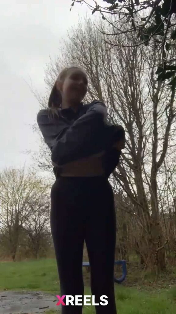 Thumbnail No 4 from Rich Girl Having Sex With Her Male Friend 4.
