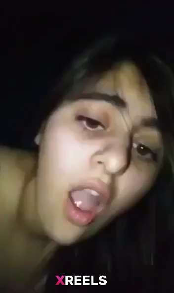Sexy Babe Giving To BFand Doggy Fucking