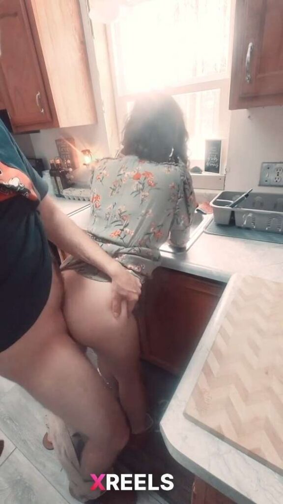 Thumbnail No 11 from Sexy Wife Quick Fucking In Kitchen.