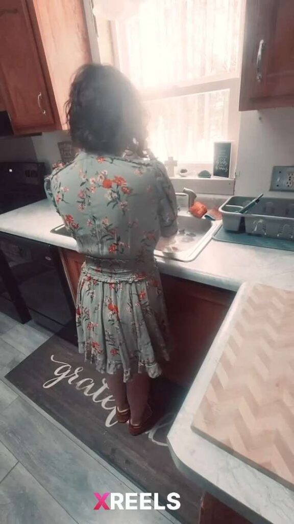 Thumbnail No 12 from Sexy Wife Quick Fucking In Kitchen.