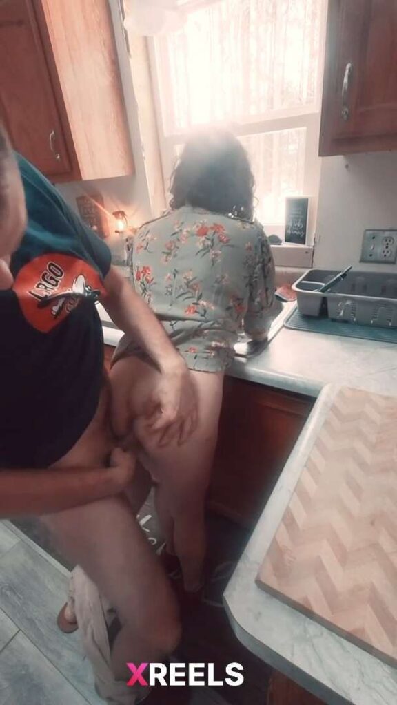 Thumbnail No 7 from Sexy Wife Quick Fucking In Kitchen.