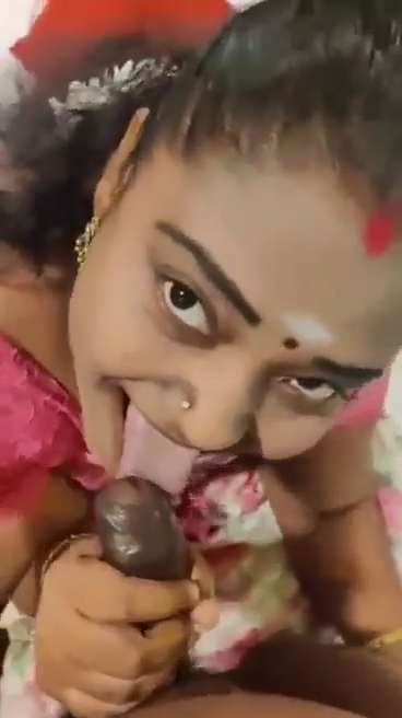 Tamil Housewife Giving Blowjob To Lover In Hotel