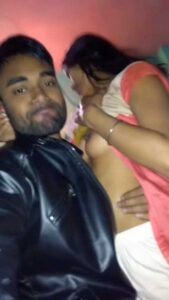 Chapri BF Apni Namdi ke sath Chori Chori Chudai karne ki firak mai