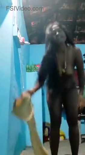 Dehati Mallu Aunty Going Nude On Camera - Thumbnail 8