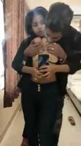 Girlfriend Big Boobs Pressing Viral MMS In Hotel