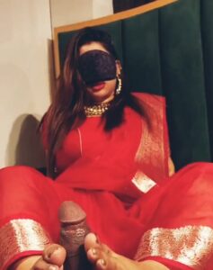 Or Jor Se Mummy Viral Hindi MMS Video Clear Audio