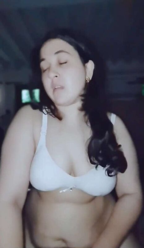Thumbnail No 5 from Adorable Desi Bhabhi Riding Dick With Pleasure Video.