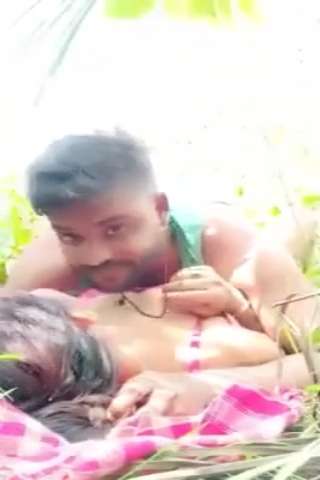 Bangladeshi Couple Outdoor Sex Video Online