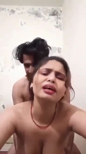 Beautiful Muslim Bhabi Fucking In Bathroom Video MMS