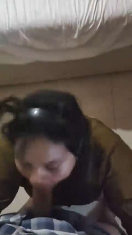 Thumbnail No 5 from Busty Indian Girl Blowjob To Manager In Hotel Video.