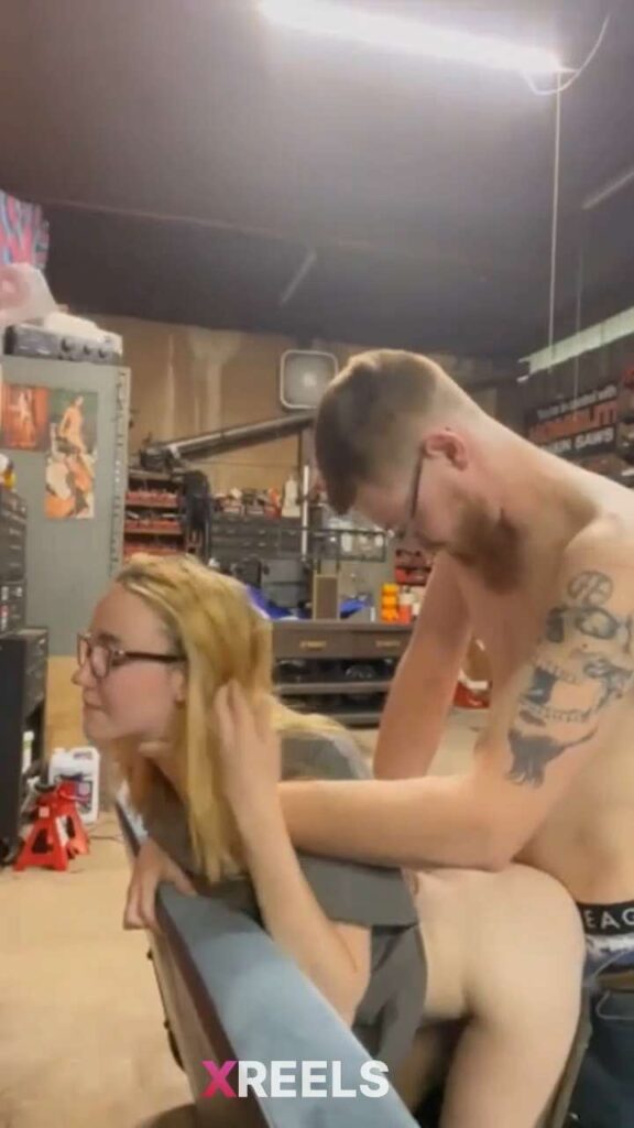 Thumbnail No 5 from Cashier Of Super Market Having Fuck With Hot Sexy Customer.