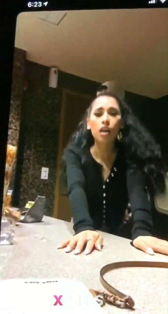 Thumbnail No 6 from Cheating Friends Girl Fucked In The Hotel Bathroom 2.