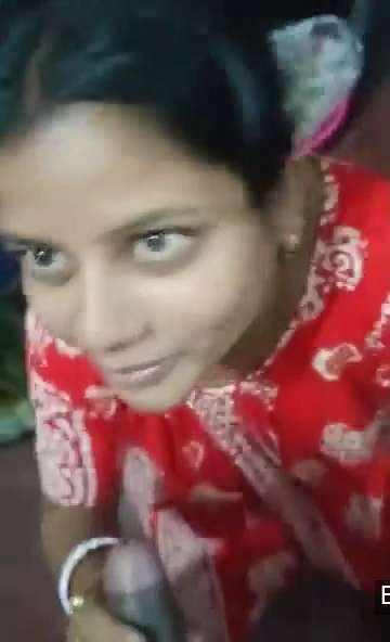 Cute Desi Housewife Sucking Dick In Nighty