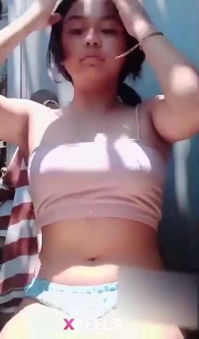 Cute Girl Sending Bathing Videos To Her Boyfriend 1
