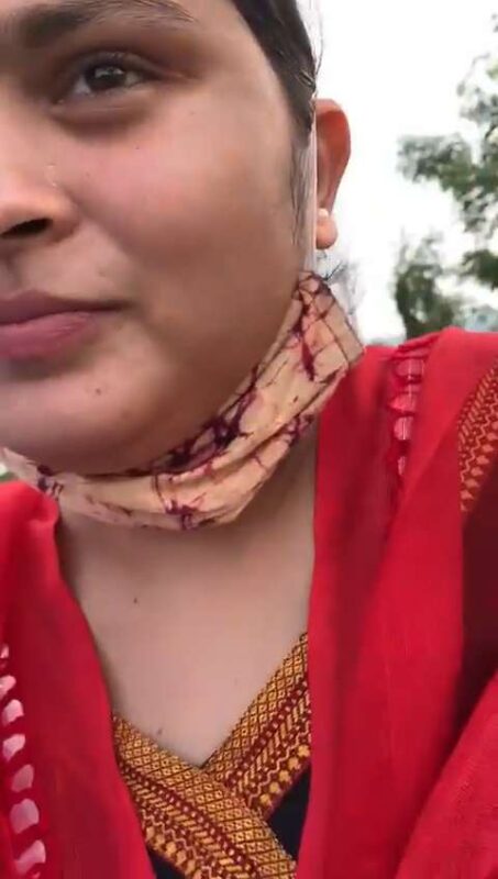 Thumbnail No 8 from Daredevil Bhabhi Giving Blowjob In Park Video.