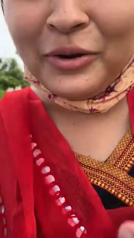 Thumbnail No 9 from Daredevil Bhabhi Giving Blowjob In Park Video.