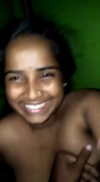 Dehati Wet Pussy Show MMS Clip