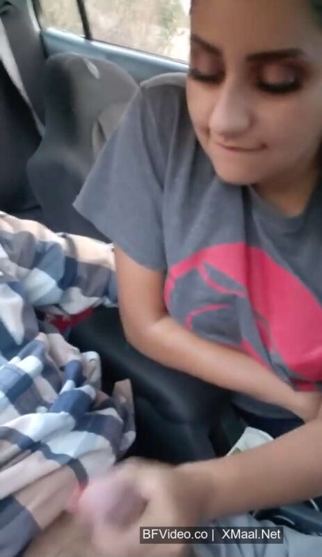 Thumbnail No 2 from Desi Secretary Sucking Dick Of Manager Inside Car Video.