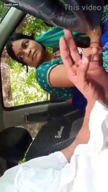 Hindi Maid Giving Blowjob In Car
