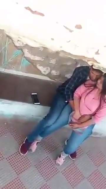 Horny Couple Outdoor Romancing Desisexmms Video