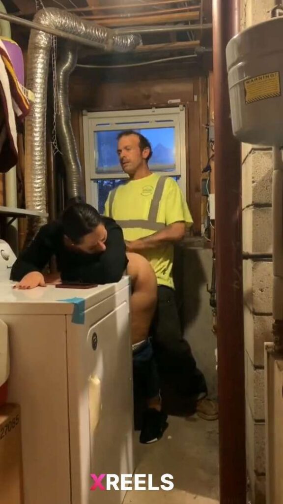 Thumbnail No 8 from Hot Milf Fucked By Construction Guy.
