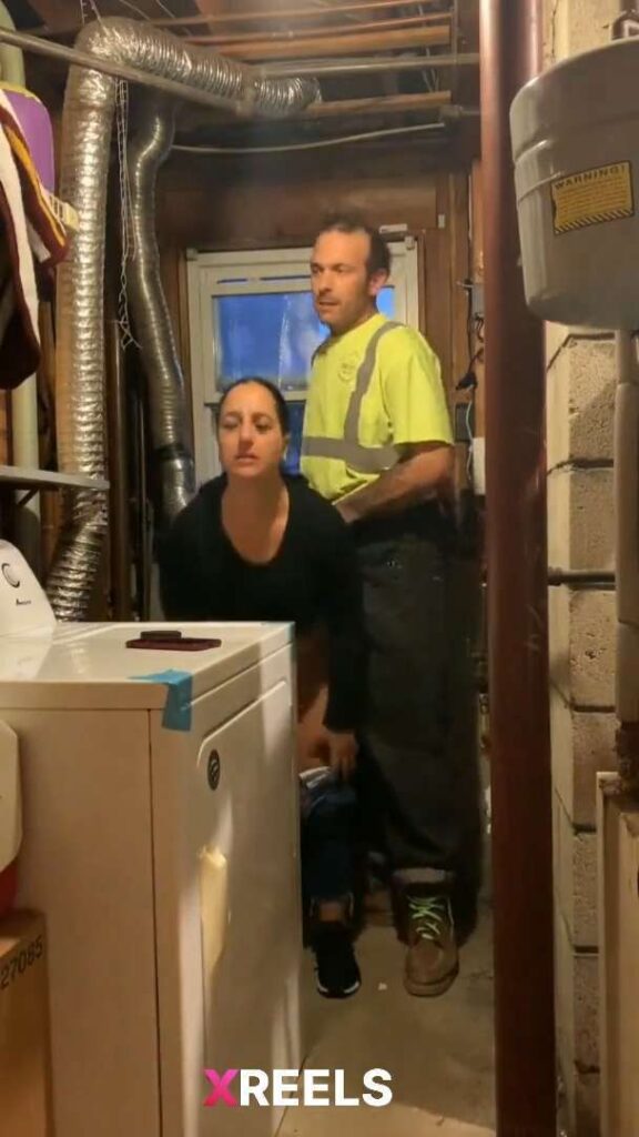 Thumbnail No 9 from Hot Milf Fucked By Construction Guy.
