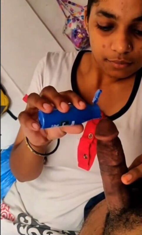 Thumbnail No 6 from Indian Cute Girl Oiling Dick Before Sex Video.