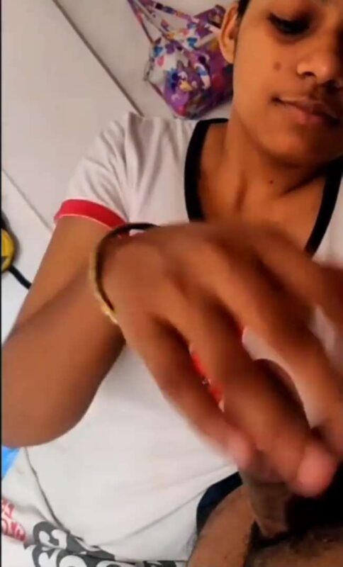 Thumbnail No 7 from Indian Cute Girl Oiling Dick Before Sex Video.