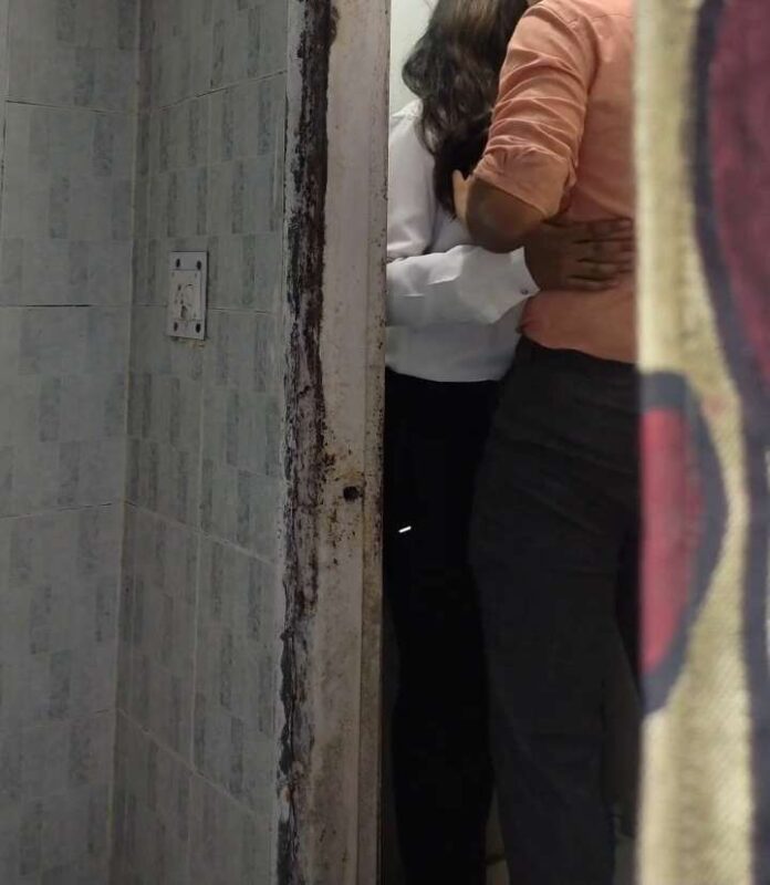 Thumbnail No 5 from Indian Hidden Sex Video Of Girl Giving Blowjob Video.