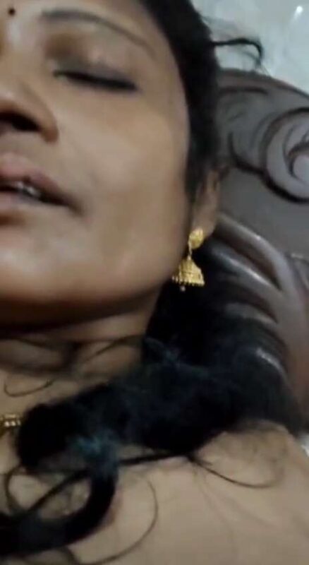 Thumbnail No 2 from Mature South Indian Wife Enjoying Painful Fuck Video.