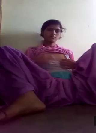 Punjabi Teen Pussy Show Video To Excite Your Sensual Mood