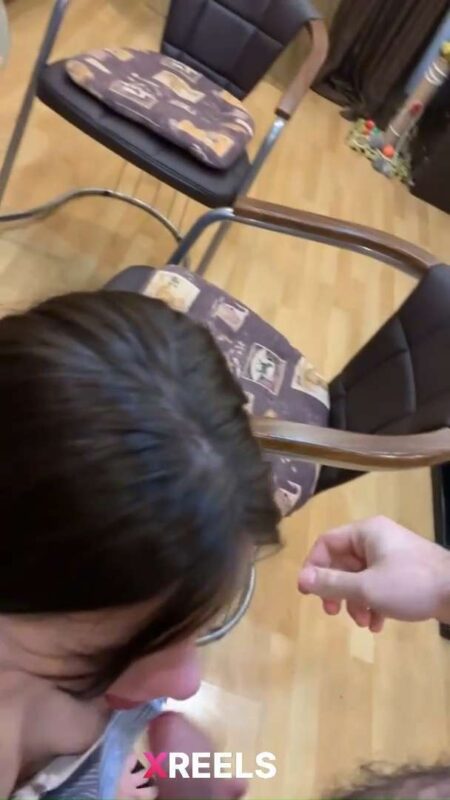 Thumbnail No 3 from Salon Worker Sucking Rich Clients Cock After Appointment.