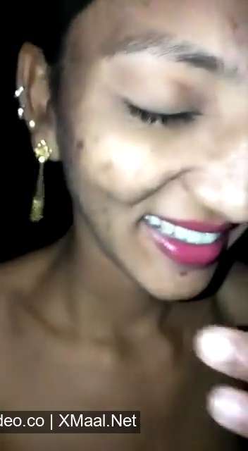 Skinny Desi Bhabhi Fucking By Her Neighbor At Night Time