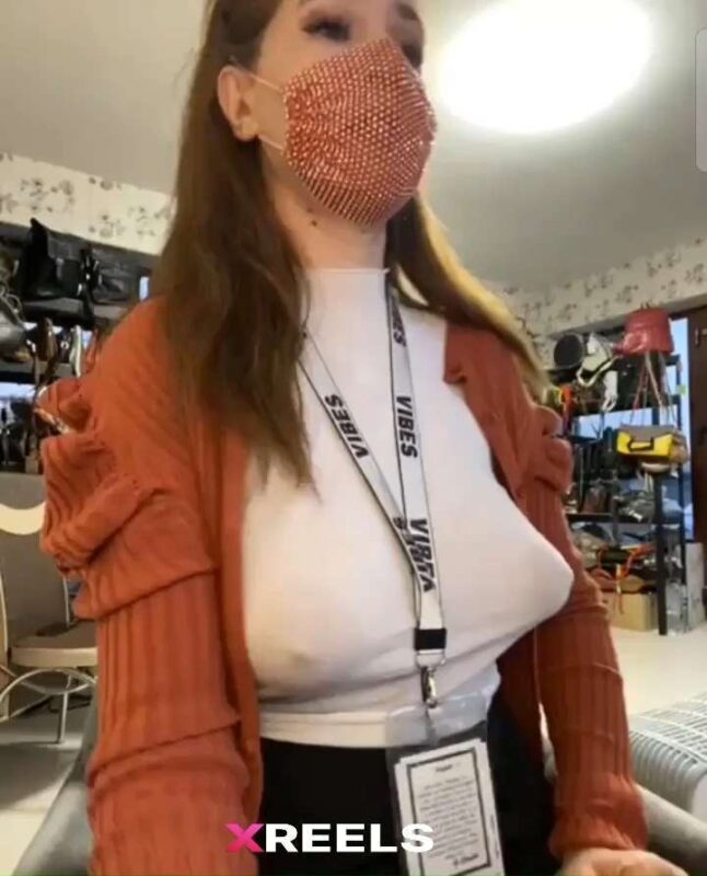 Thumbnail No 8 from Store Staff Showing Her Titties While Working.