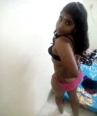 Teen Tamil Girl Topless Selfie Video For Her Bf