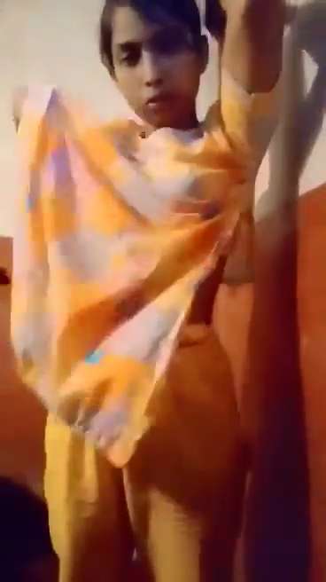 Unsatisfied Young Girl Masturbating Her Pussy Very Hard