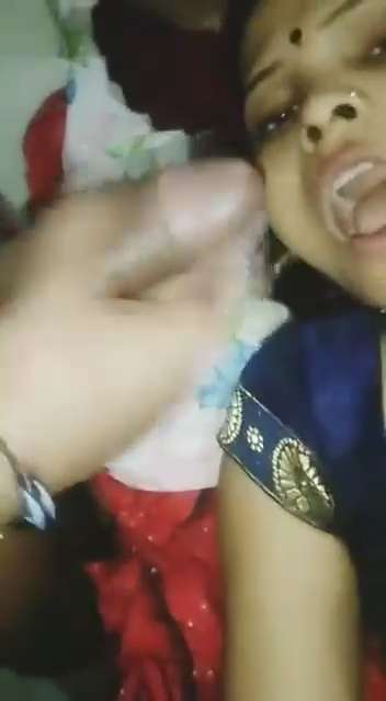 Village Bhabhi Dick Sucking Cum Swallowing