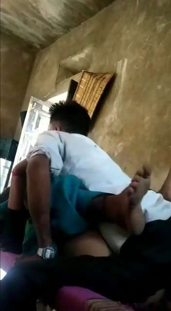 Village Girl Fucking MMS Video