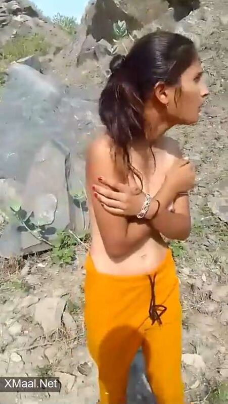 Thumbnail No 10 from White Boobs Girl Viral Xxx Indian Outdoor Video.