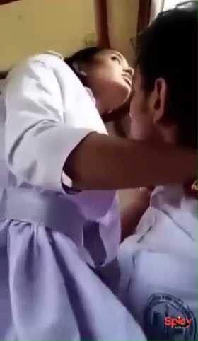 Hot Bangladeshi College Couple Viral Sex MMS
