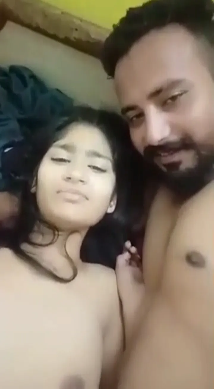 Bade Boobs Wali Punjabi Girlfriend Ne Lund Chusa Aur Chut Marwayi