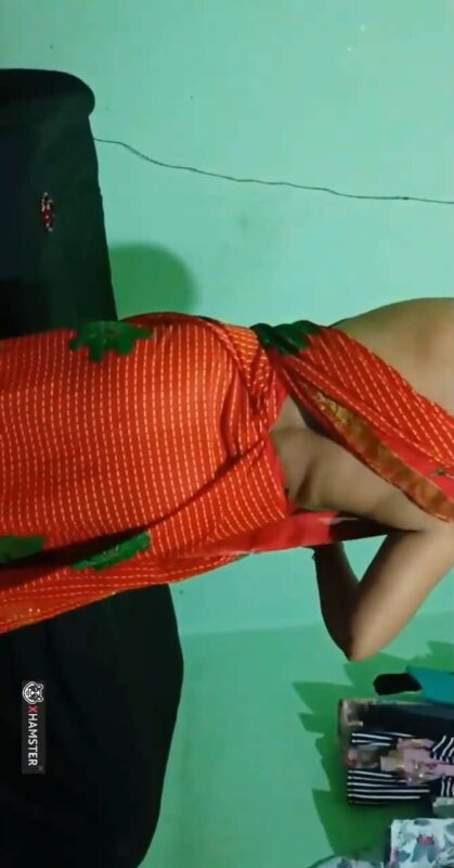 Thumbnail No 5 from Bhabhi In Saree Fucked By Hubby Desi Viral Mms Video.