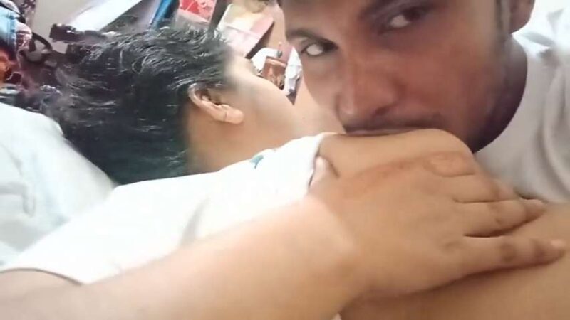 Thumbnail No 2 from Bhabhi Ke Bade Boobs Chuse Aur Doggy Mein Choda Video.