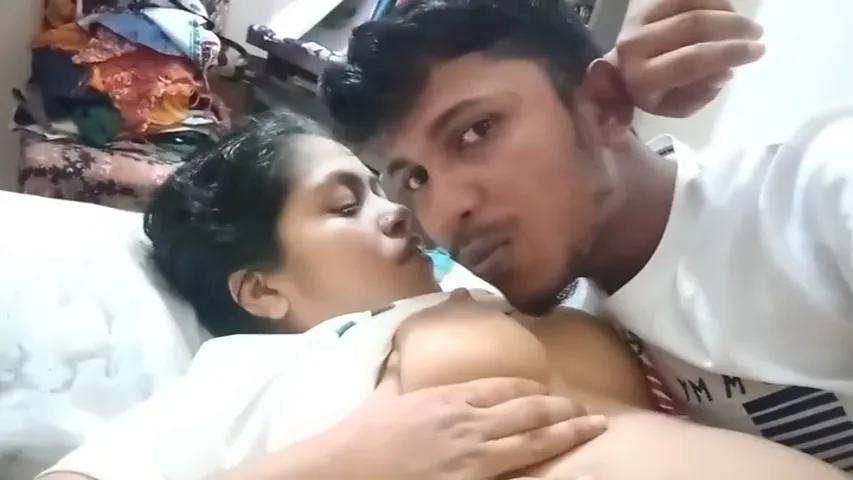 Bhabhi Ke Bade Boobs Chuse Aur Doggy Mein Choda